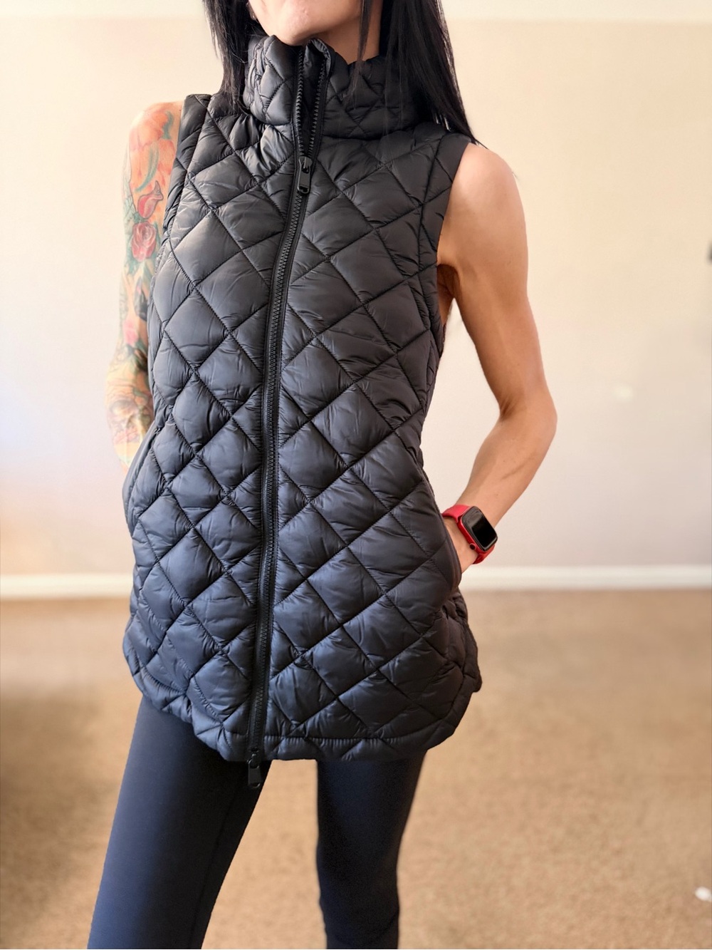Athleta Whisper Featherless Puffer Vest – Women’s XS – Black NWOT